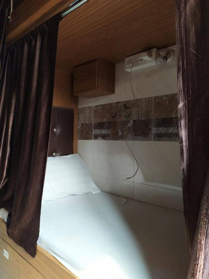 New Super Dormitory Мумбаи Экстерьер фото